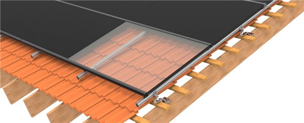 Fixnordic inlegsysteem voor zonnepanelen op een pannendak