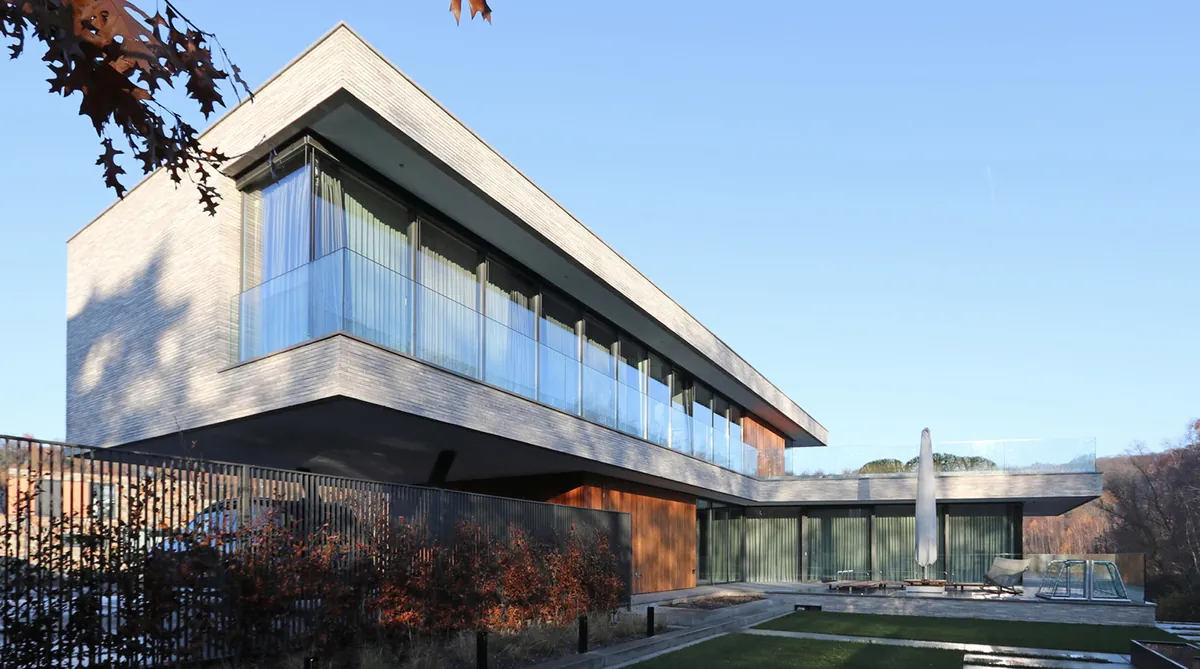 Verwarmen en koelen met Variotherm klimaatplafond in een nieuwbouwwoning