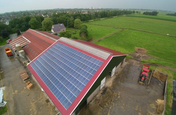 zonnepanelen boerderij