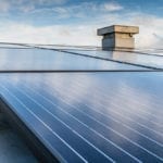 Zonnepanelen op een gebogen rond dak - Jual Solar