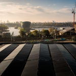 Muziekgebouw Amsterdam zonnepanelen op hoogte