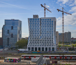 Hourglass Amsterdam - Zonnepanelen op 80 meter hoog