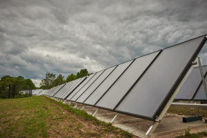 Thermic Energy Vlakkeplaat 300 zonnecollectoren veld opstelling