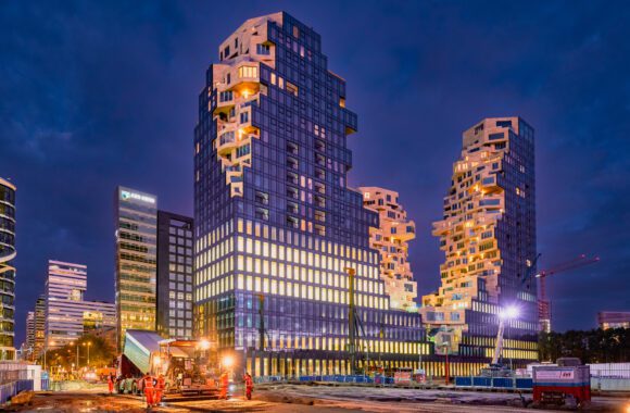 The Valley Amsterdam - Zonnepanelen met bijzonder montagesysteem op nieuwe woontoren